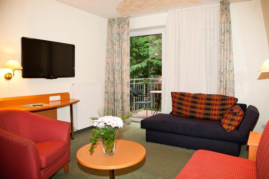 Hotel Gremersdorf - Zum Gruenen Jaeger Экстерьер фото