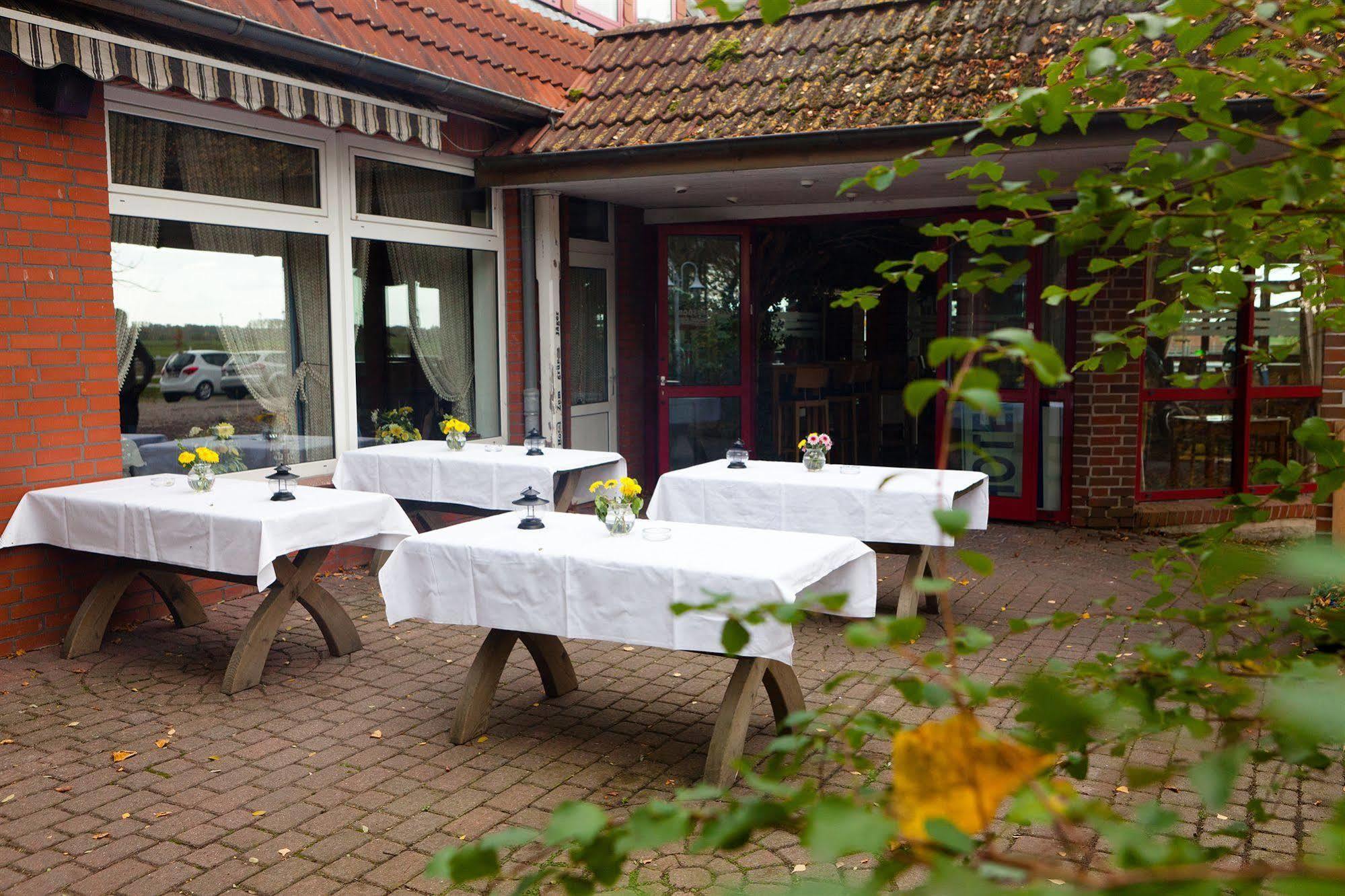 Hotel Gremersdorf - Zum Gruenen Jaeger Экстерьер фото
