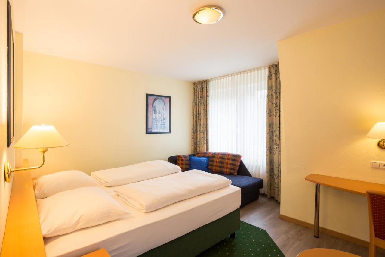 Hotel Gremersdorf - Zum Gruenen Jaeger Экстерьер фото