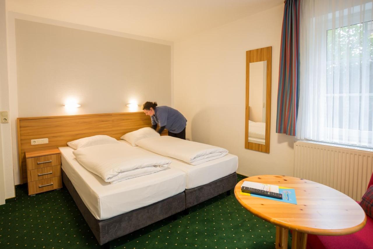 Hotel Gremersdorf - Zum Gruenen Jaeger Экстерьер фото