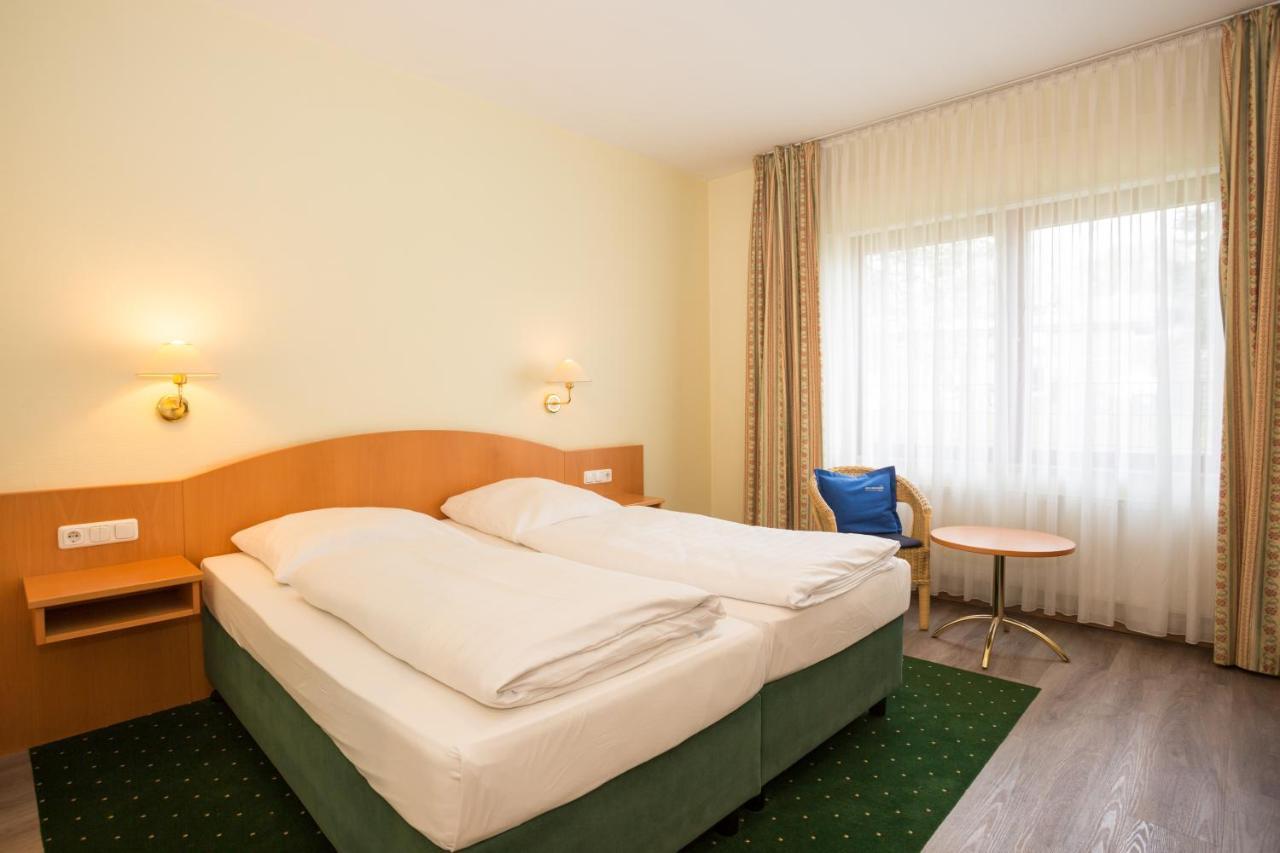 Hotel Gremersdorf - Zum Gruenen Jaeger Экстерьер фото