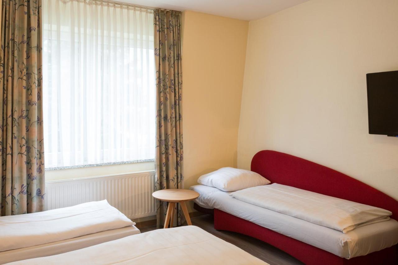 Hotel Gremersdorf - Zum Gruenen Jaeger Экстерьер фото